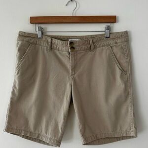 American Eagle Outfitters women's shorts. Bermuda-style Stretch. Size 12